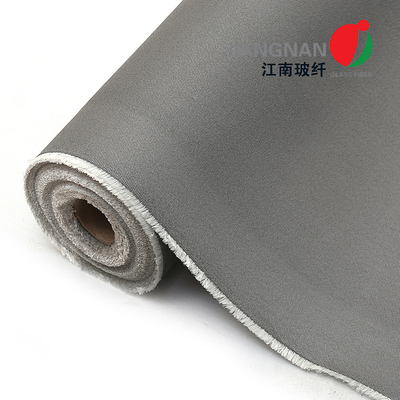 стеклянная ткань волокна CoatedFiberglass полиуретана провода нержавеющей стали 650 0.65mm усиленная для огнеупорного занавеса